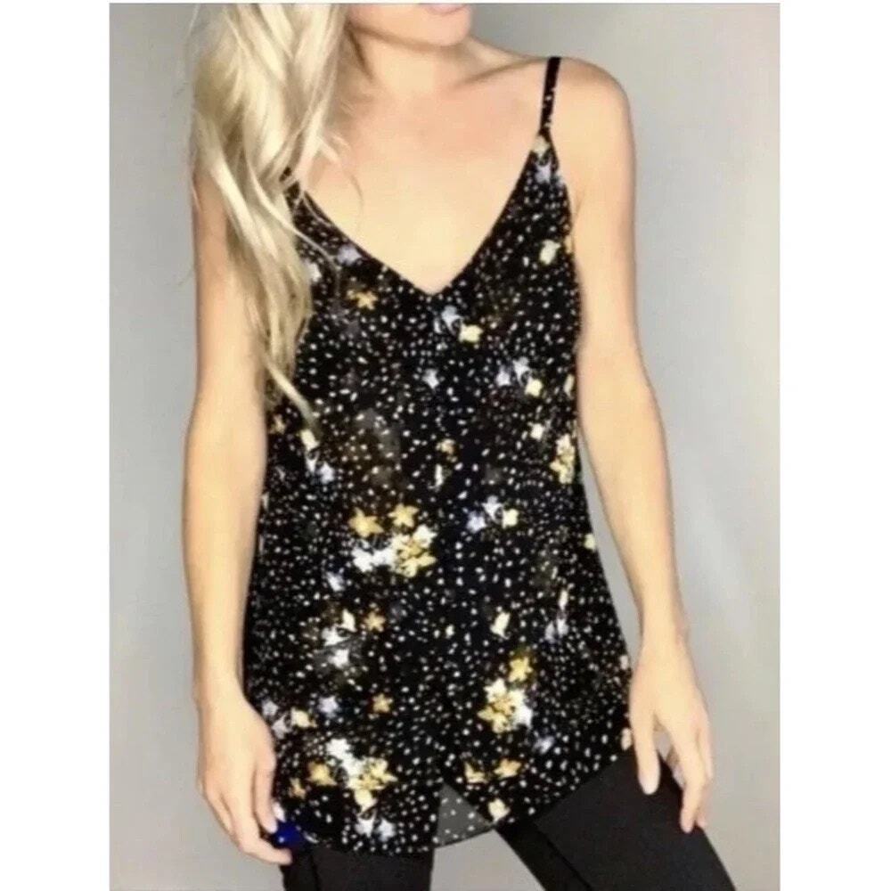 NWOT CAbi Cluster Cami Black Floral Tank Size Large 3606